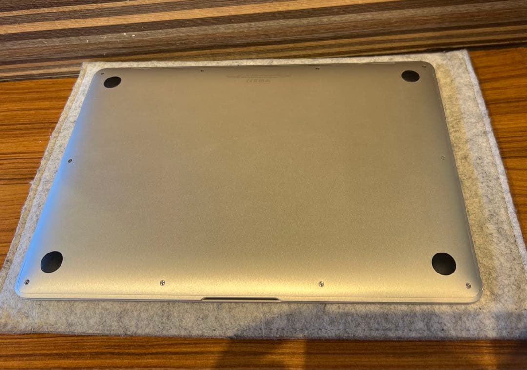 Apple MacBook Air M1 8GB シルバー