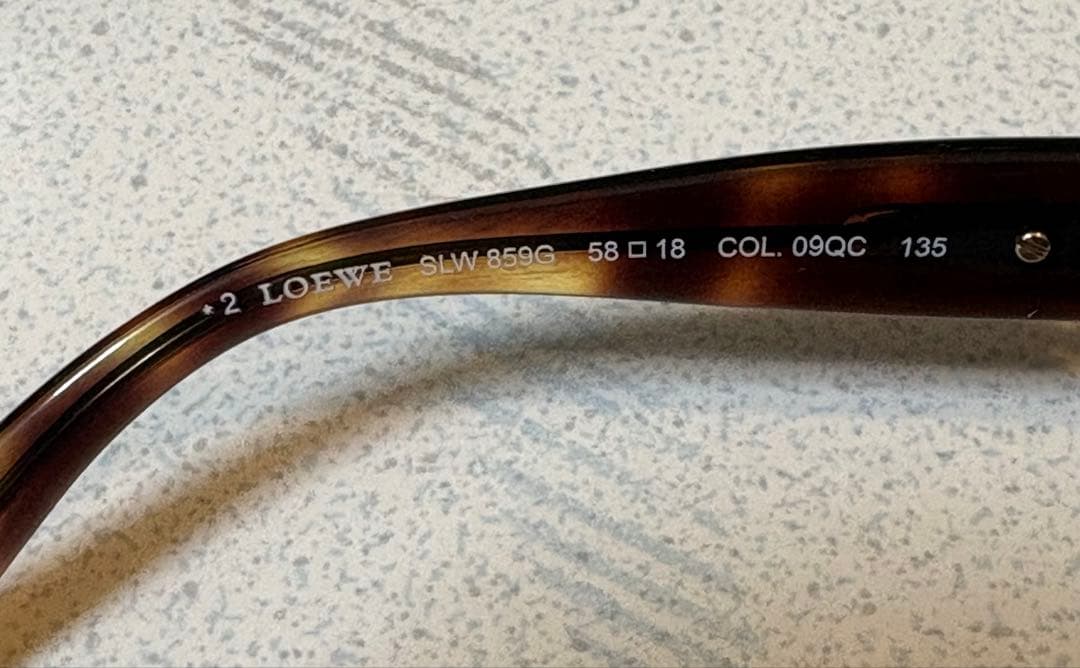 セール中　LOEWE ロエベ　サングラス