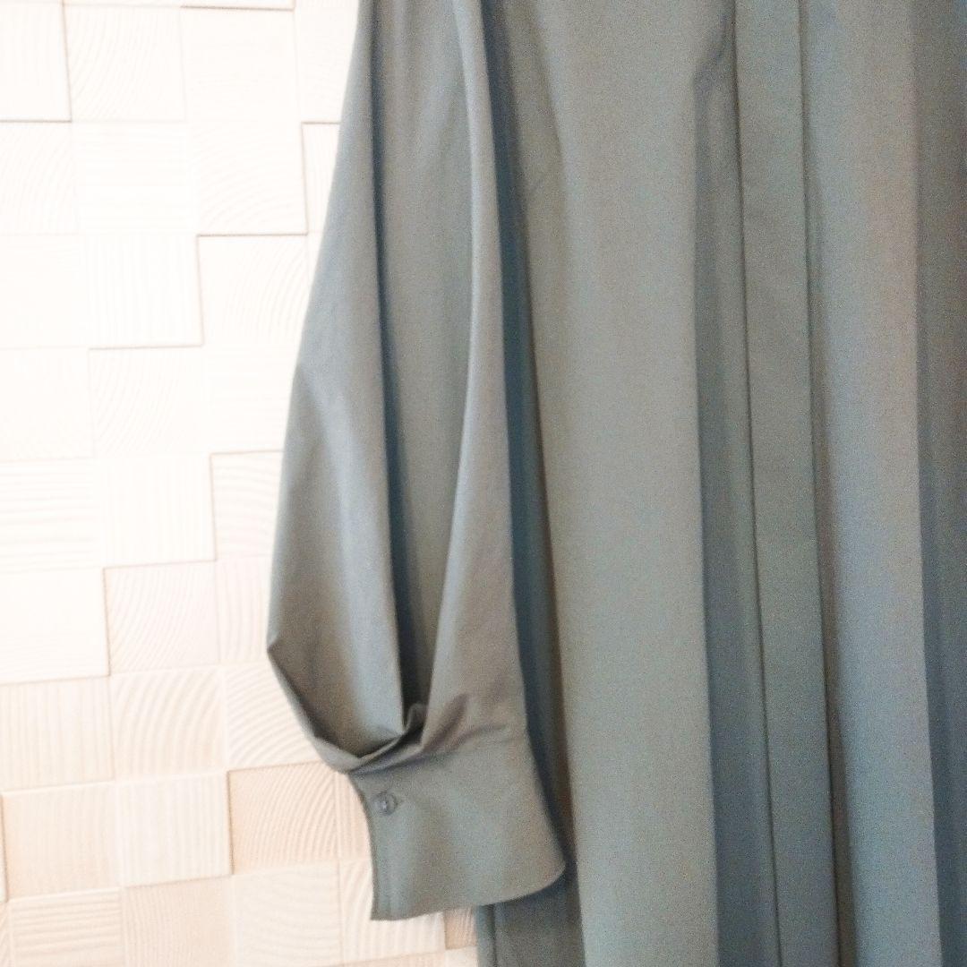 【MUSE BY ROCHAS】ミューズバイロシャス　ボリューム袖 ワンピース