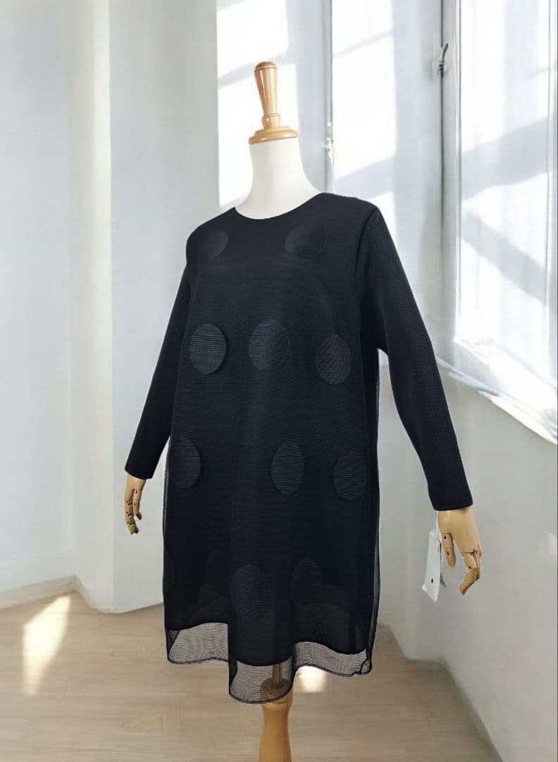 タグ付き T-PLEATS ビックドットプリーツチュニック