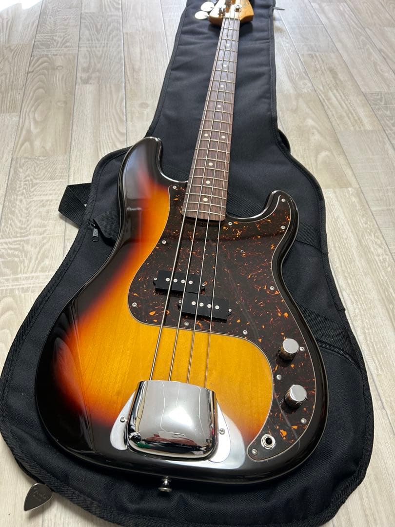 Fender HAMA OKAMOTO Precision Bass