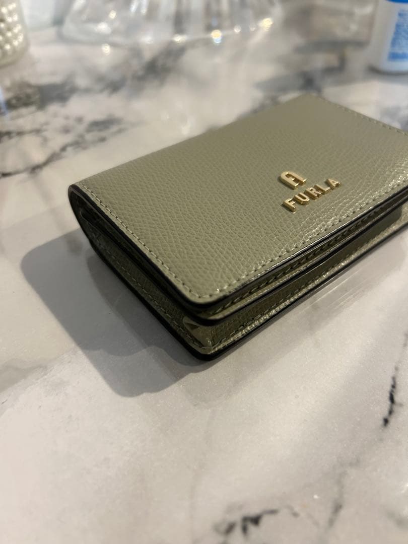 FURLA CAMELIA カードケース　名刺入れ