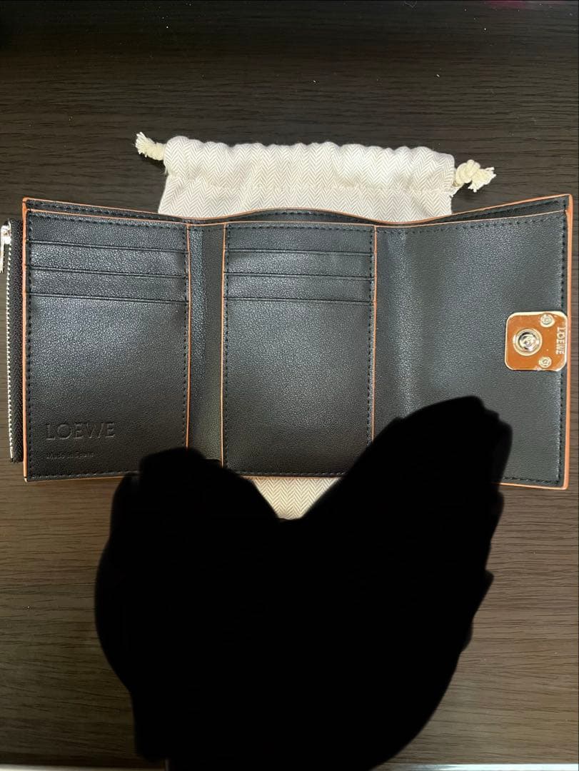 LOEWE 三つ折財布 黒 レザー