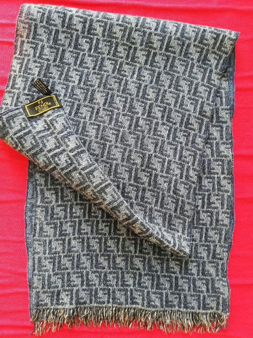 ★FENDI★ウールマフラー　ロゴ入　ネイビー×グレー メンズ　レディース
