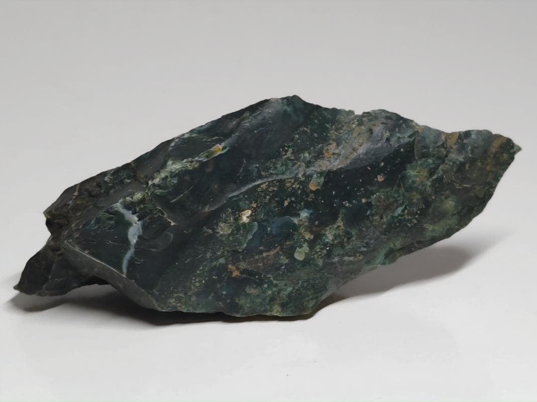 M-81 出雲石 136g 碧玉 瑪瑙 原石 鑑賞石 自然石 誕生石 鉱石 鉱物