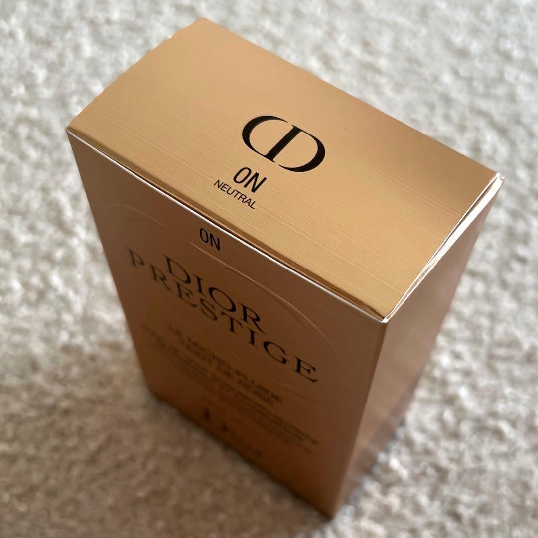 DIORプレステージ ル フルイド タン ドゥ ローズ リキッドファンデーション