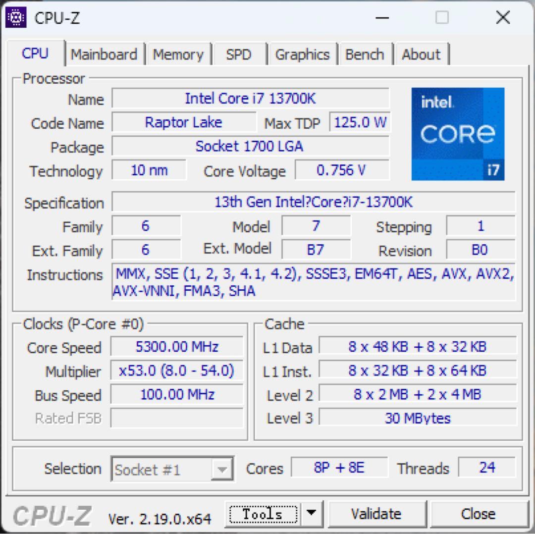 Intel Core i7-13700K (中古)