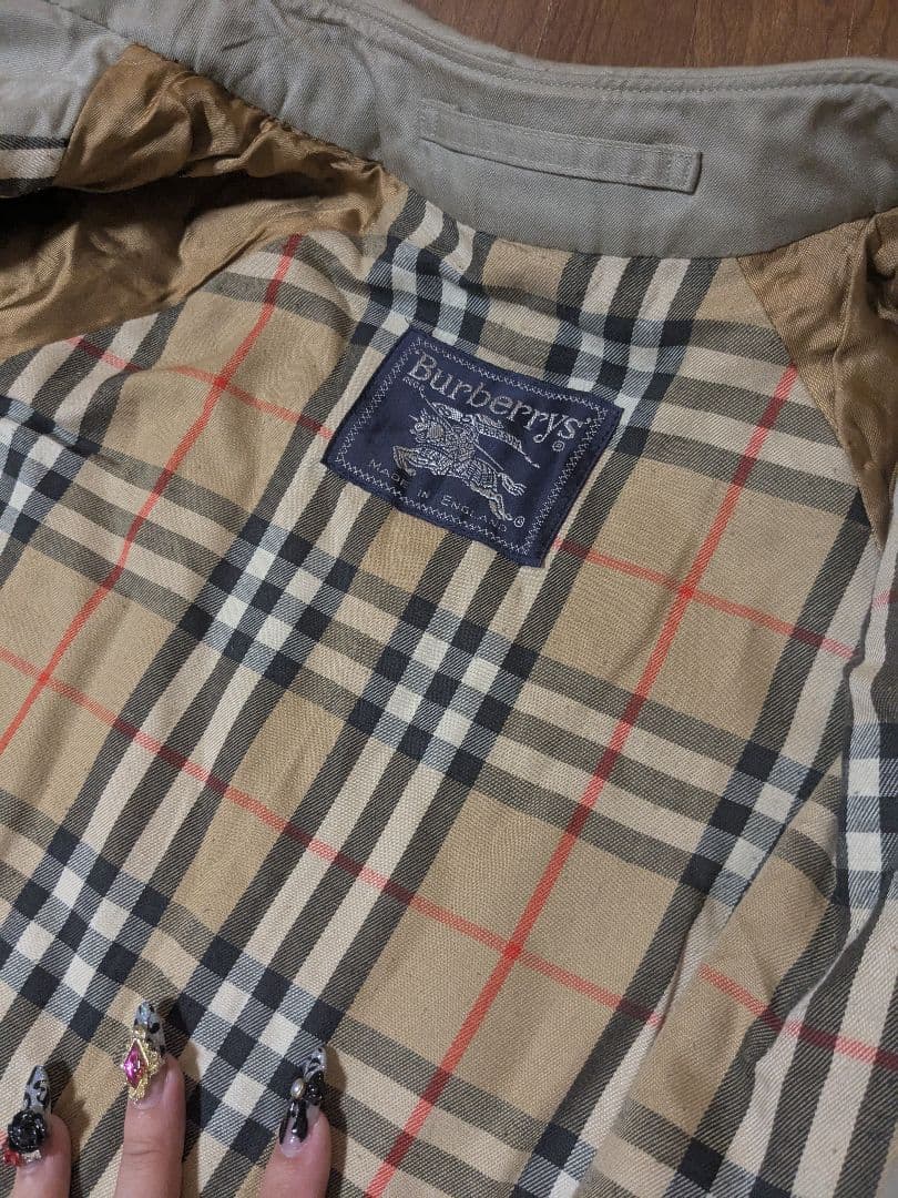 BURBERRYベージュ トレンチコート ベルト付き