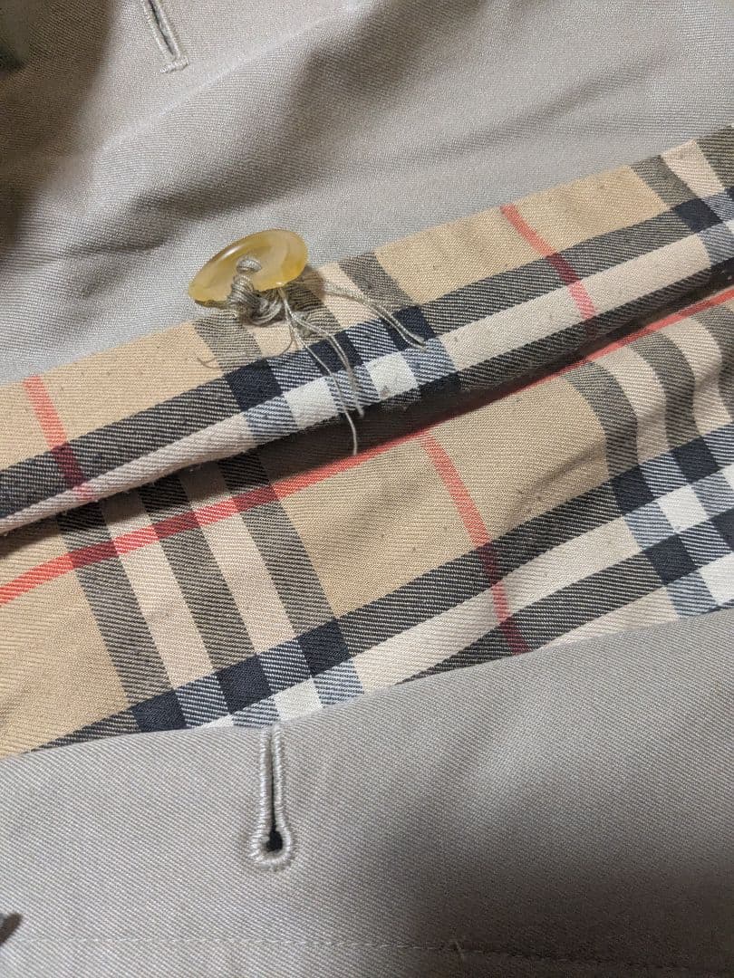 BURBERRYベージュ トレンチコート ベルト付き