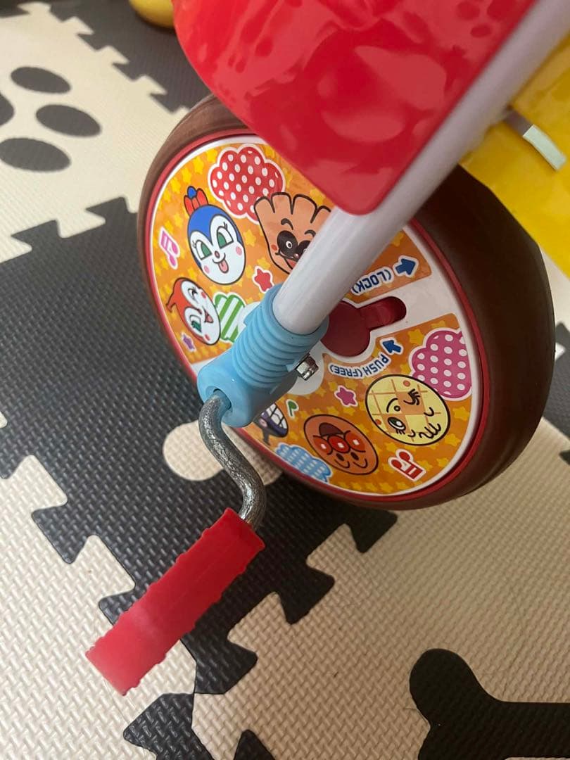 ★ それいけ！アンパンマン オールインワン 折りたたみ三輪車