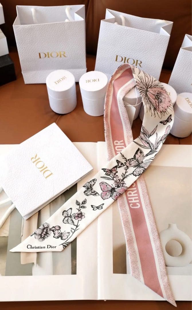 Christian Dior バタフライガーデン ミッツァ ピンク
