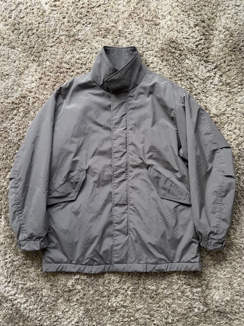 ジャケット・アウター ATON TECHNO COTTON PADDED SHORT