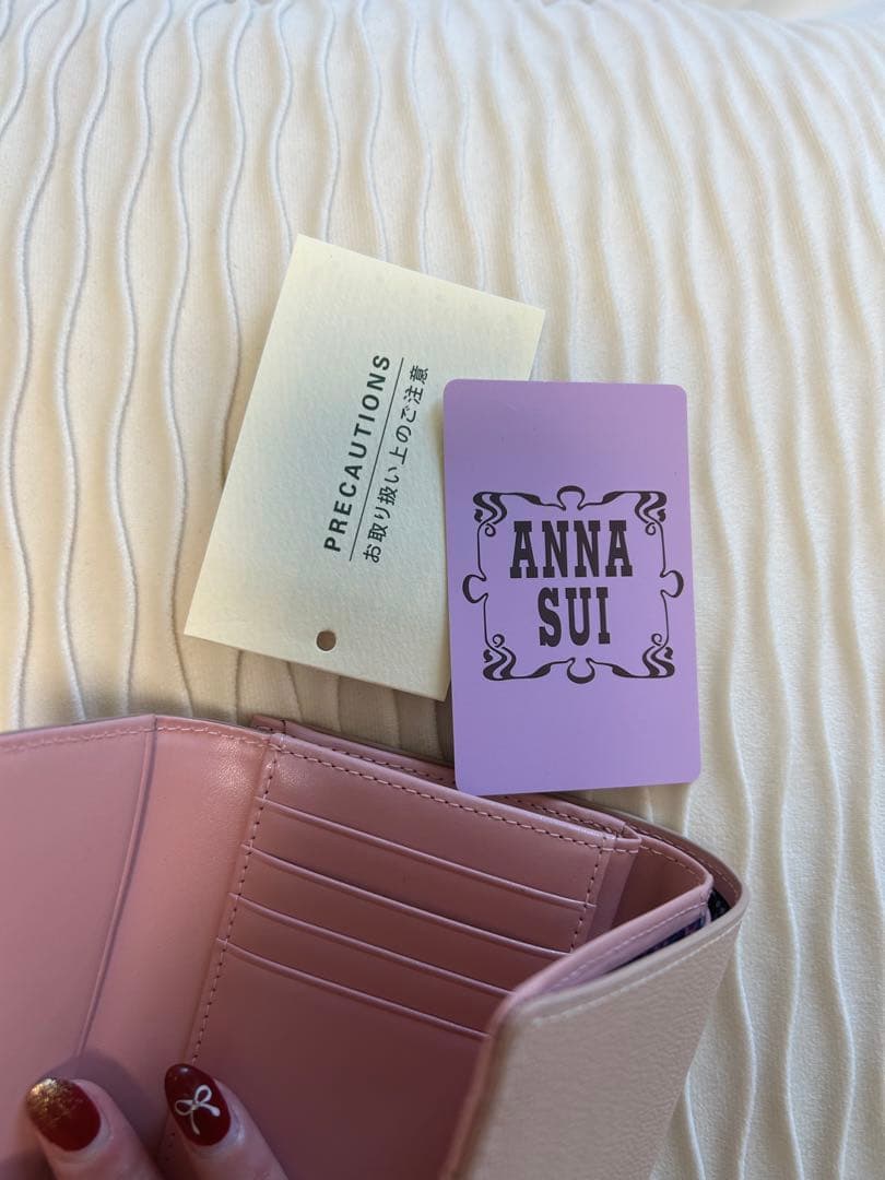 ちび　蝶の装飾付きピンク二つ折り財布　ANNA SUI アナスイ