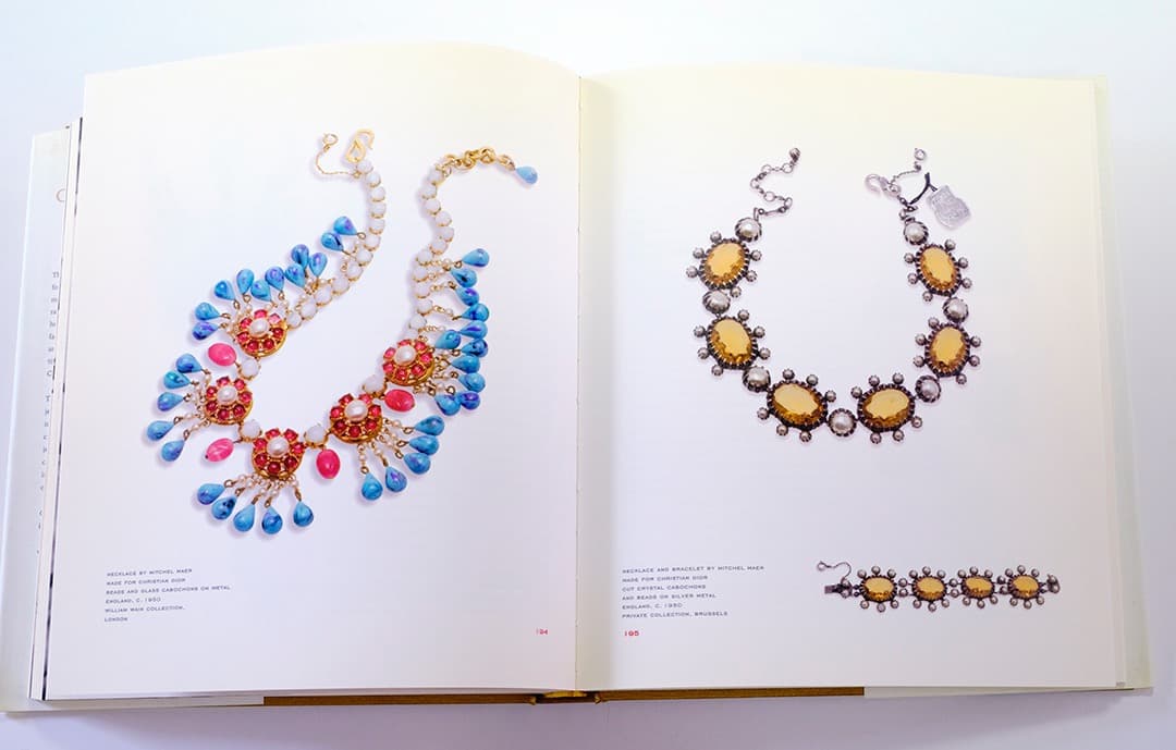 COSTUME JEWELRY FOR HAUTE COUTURE 稀少本