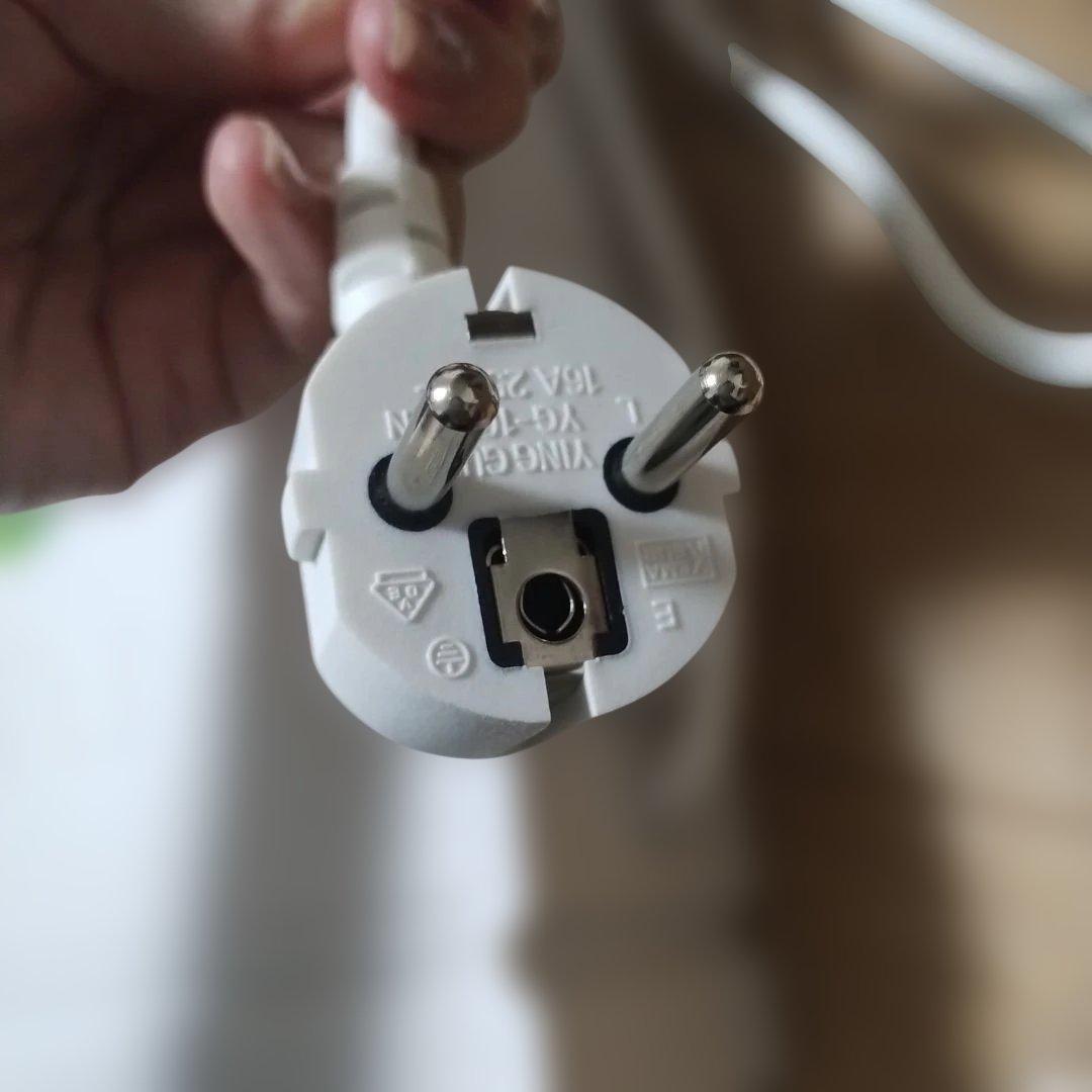 UMIVC 変圧器 2000W 海外電気製品 昇圧器 昇圧機 アップトランス