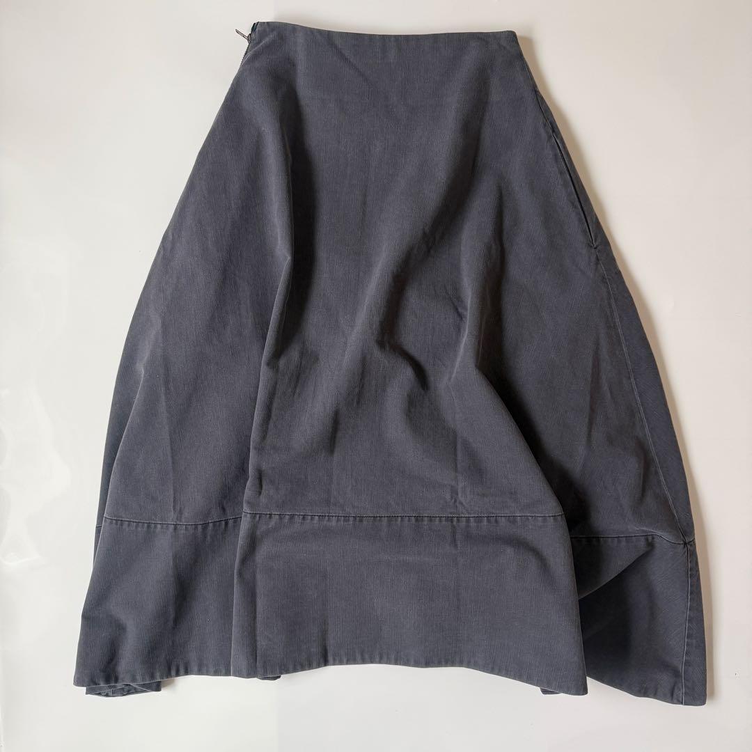 MADISONBLUE ミモレバックサテンスカート　ダークグレー　00
