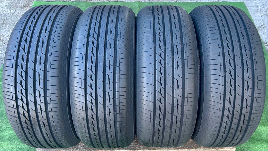225/55 R16 BRIDGESTONE REGNO ラジアルタイヤ
