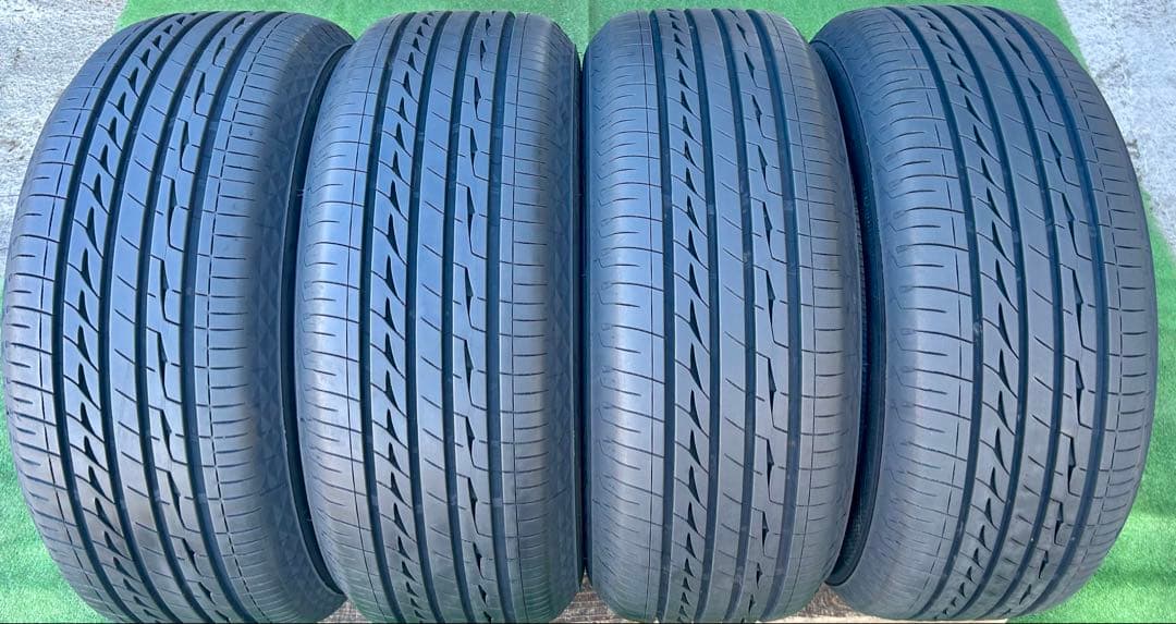 225/55 R16 BRIDGESTONE REGNO ラジアルタイヤ