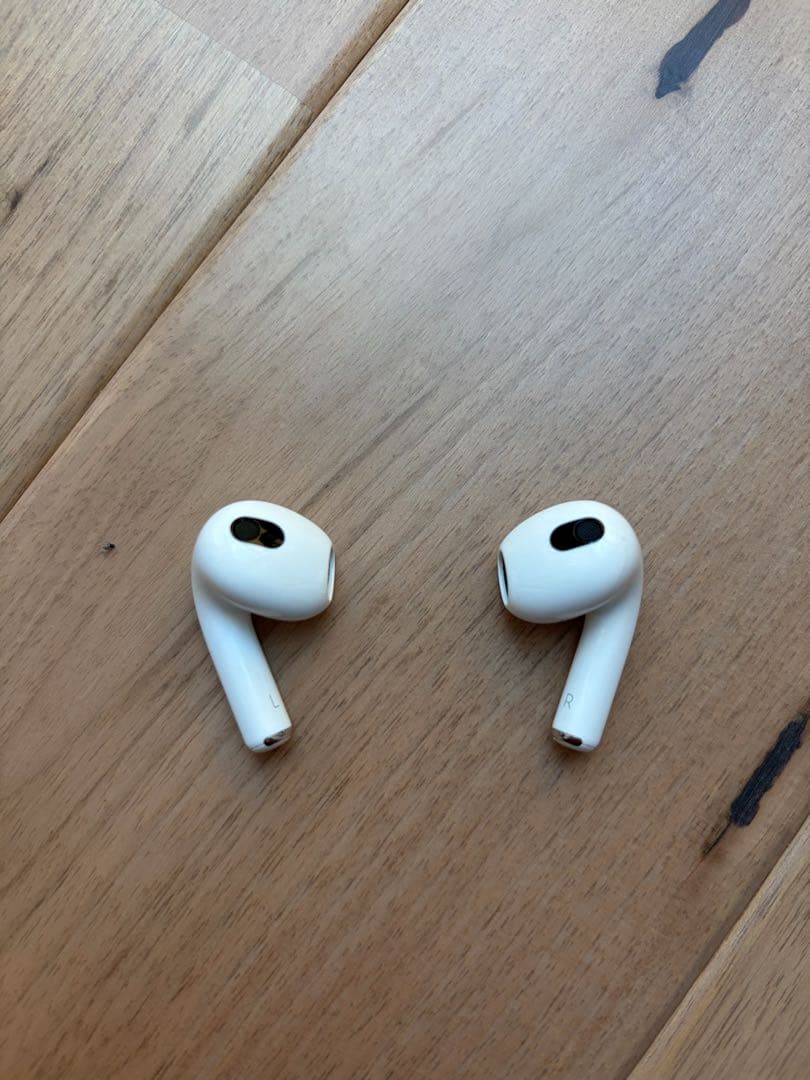 イヤホン AirPods3
