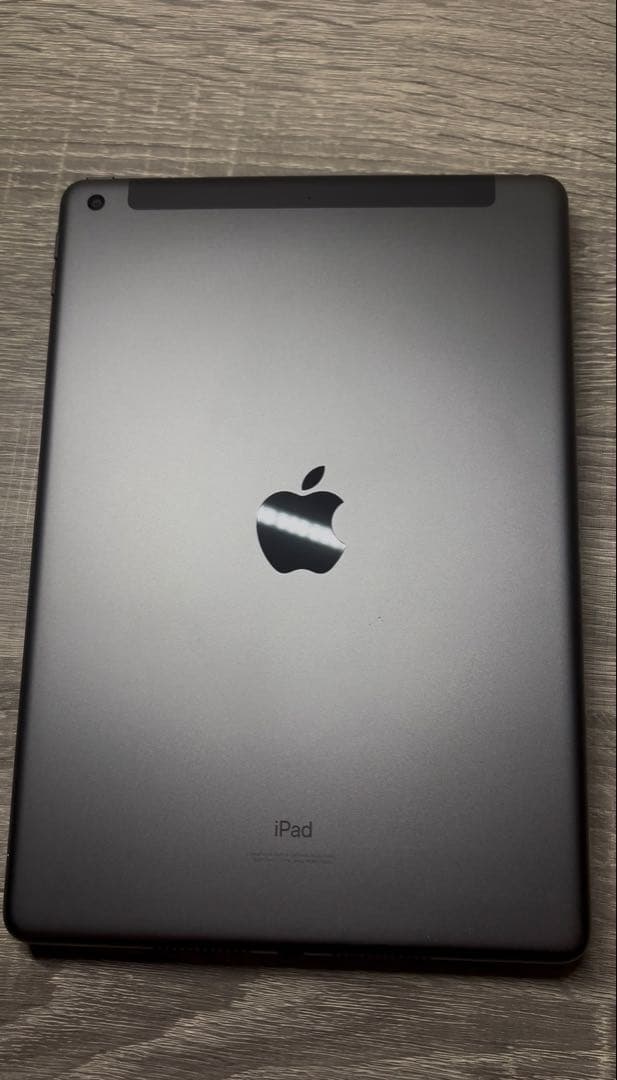 iPad 第9世代　64GB セルラーモデル バッテリー容量100%