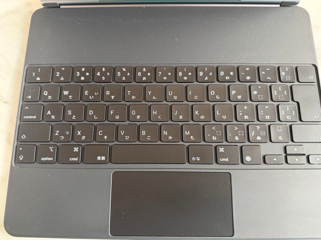 iPad air m3 256gbスペースグレー magickeyboard付き