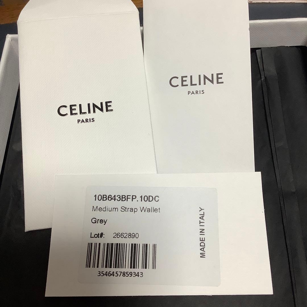 CELINE/セリーヌ　ミディアムストラップウォレット