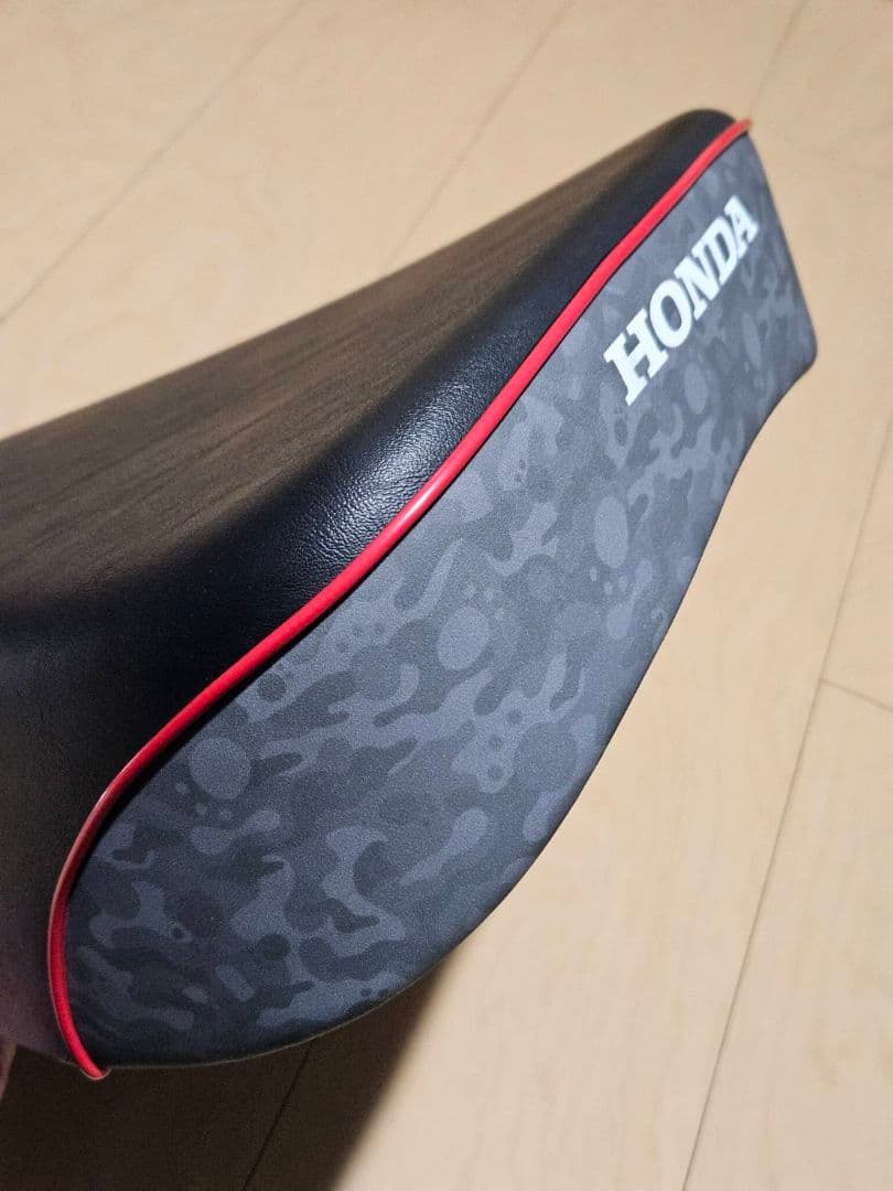 スーパーカブ　くまモン仕様　シート