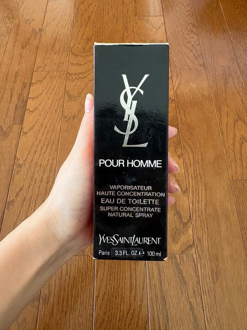 イヴ・サンローラン プールオム オートコンサントレ 100ml 箱付