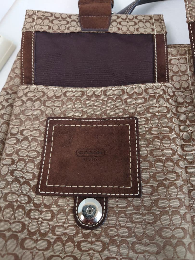 COACHコーチボストンバッグ　こげ茶色シグネチャー