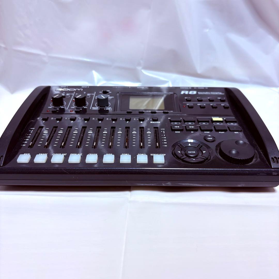Zoom R8 MTR マルチトラックレコーダー