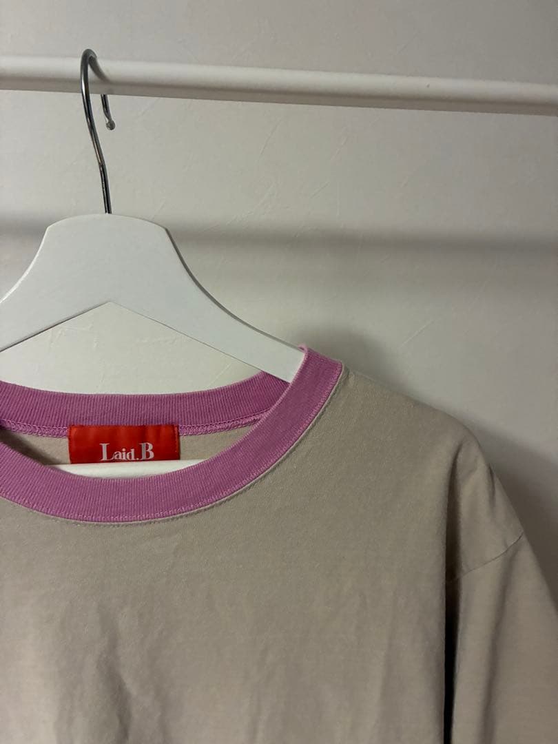 laid.b shower girl t-shirts ポーカーズ着用