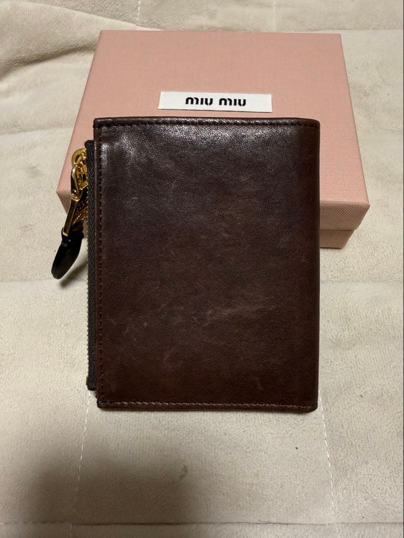 ミュウミュウ　ナッパレザー2つ折り財布　ブラウン　超美品