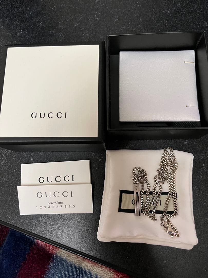 GUCCI シルバー ネックレス ボックス付き