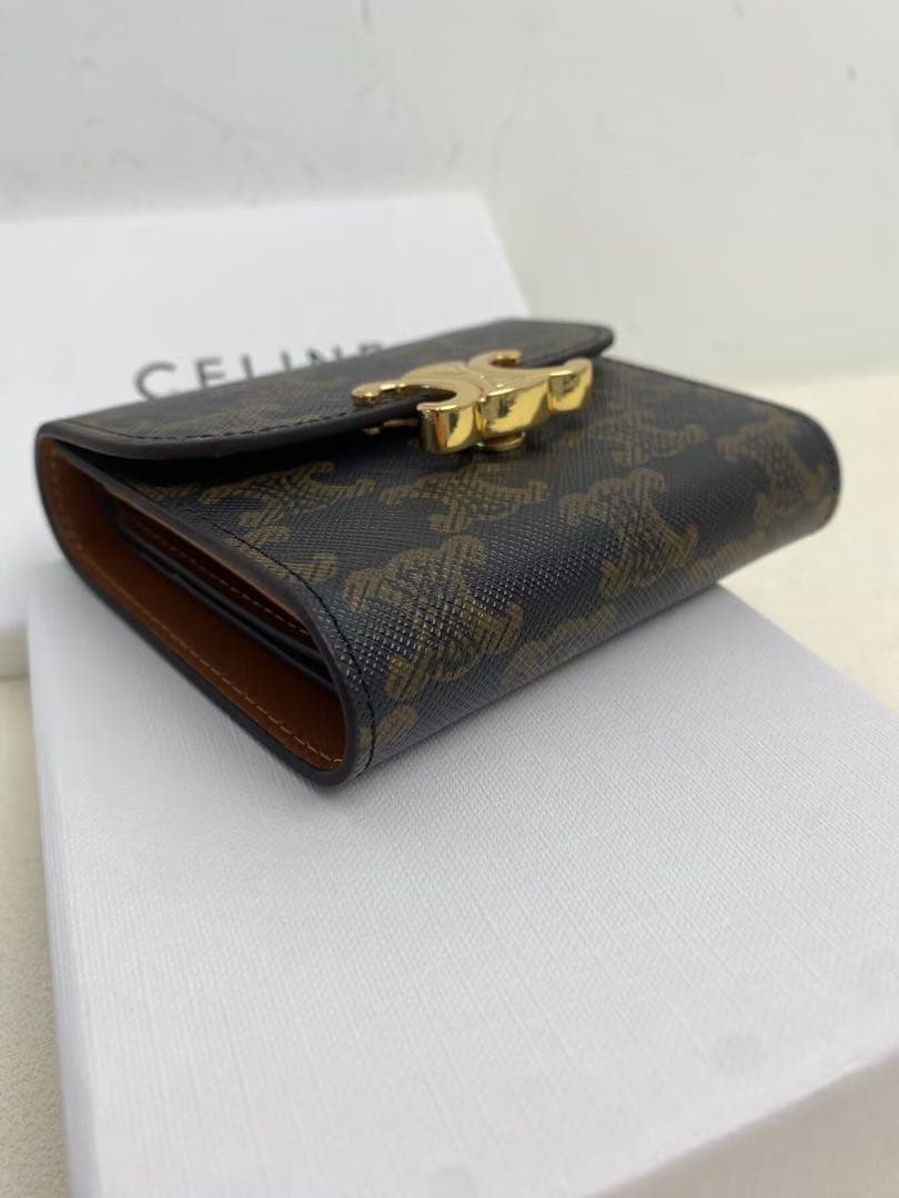 CELINE トリオンフ 三つ折り財布