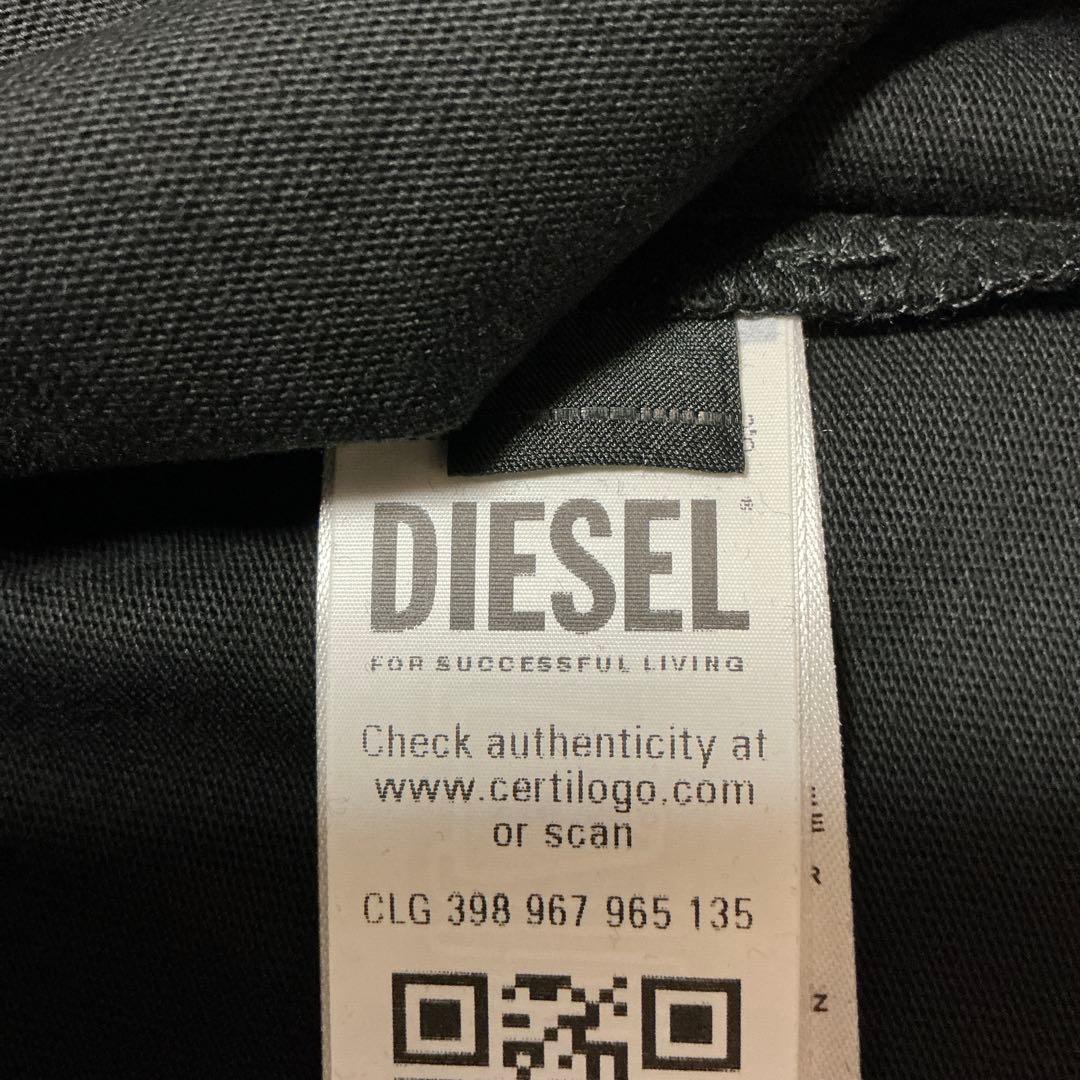 洗練されたデザインDIESEL T-REGS-OD-Q1 A16841 M