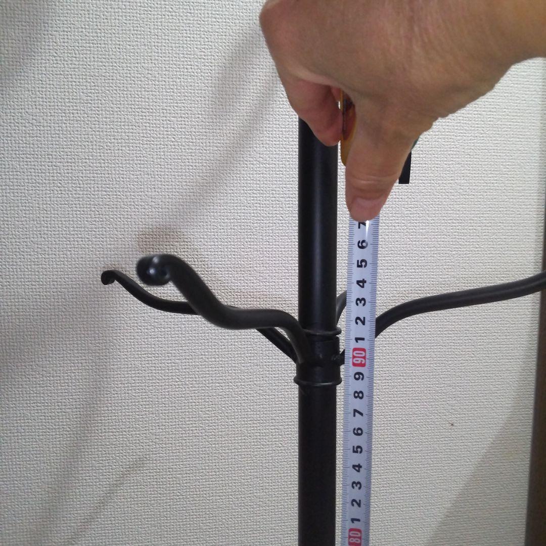 装飾的な金属製ハンガーラック (お値引き不可)