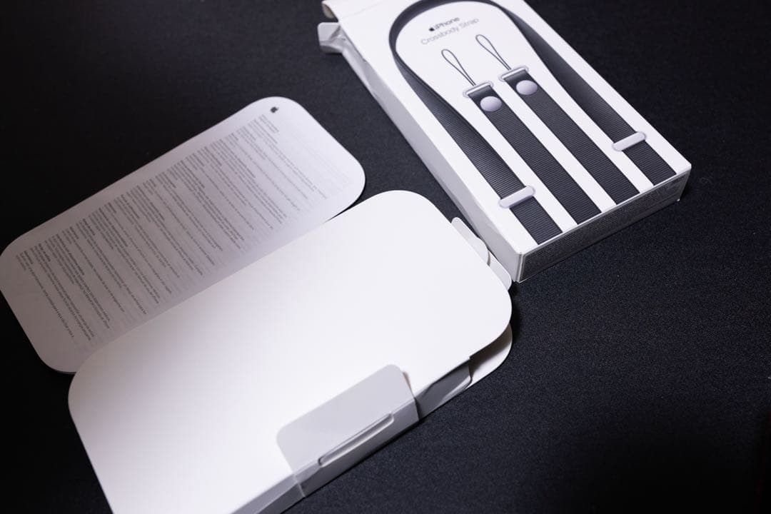 【純正】iPhone17Pro TechWoven クロスボディストラップ