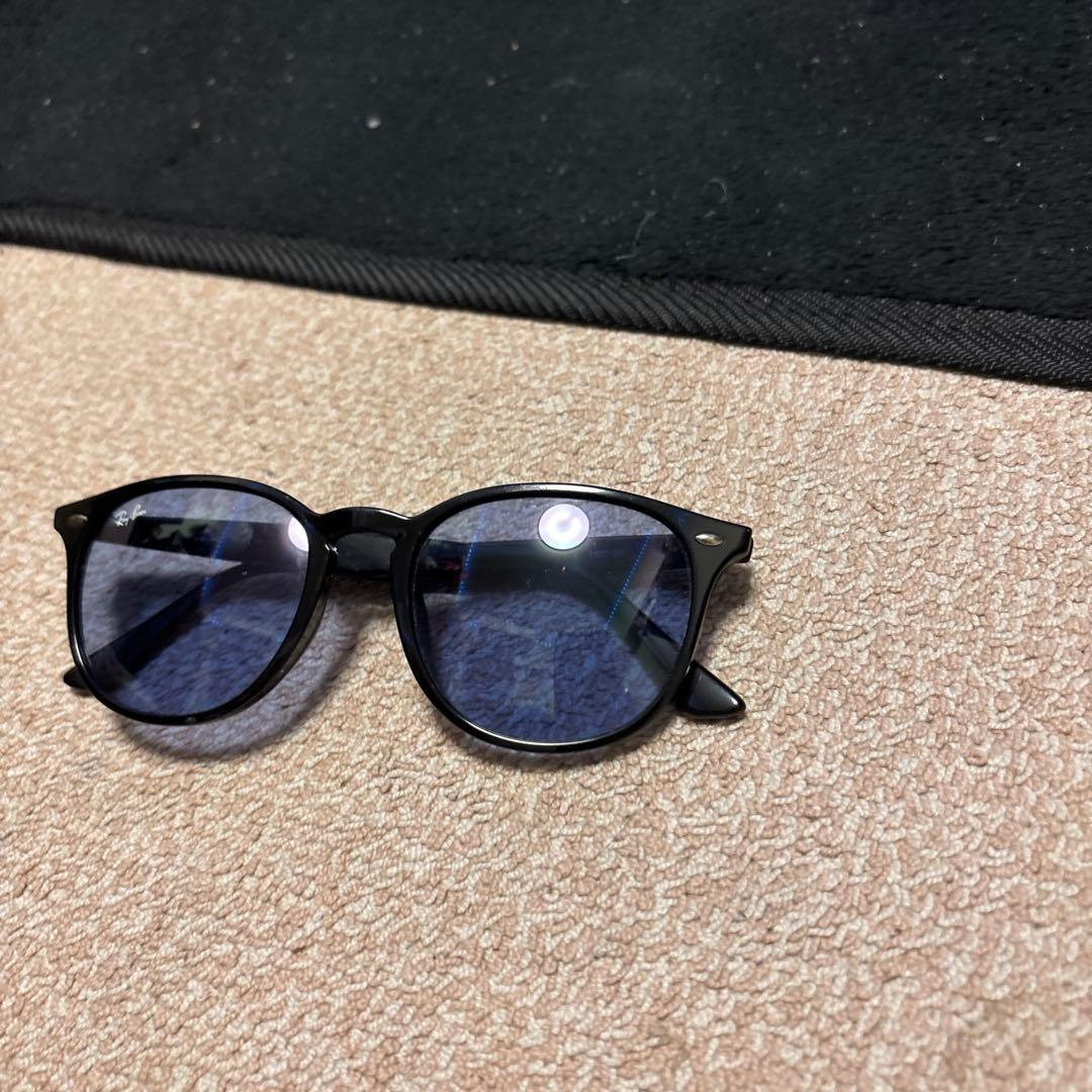 Ray-Ban 偏光サングラス ブラック