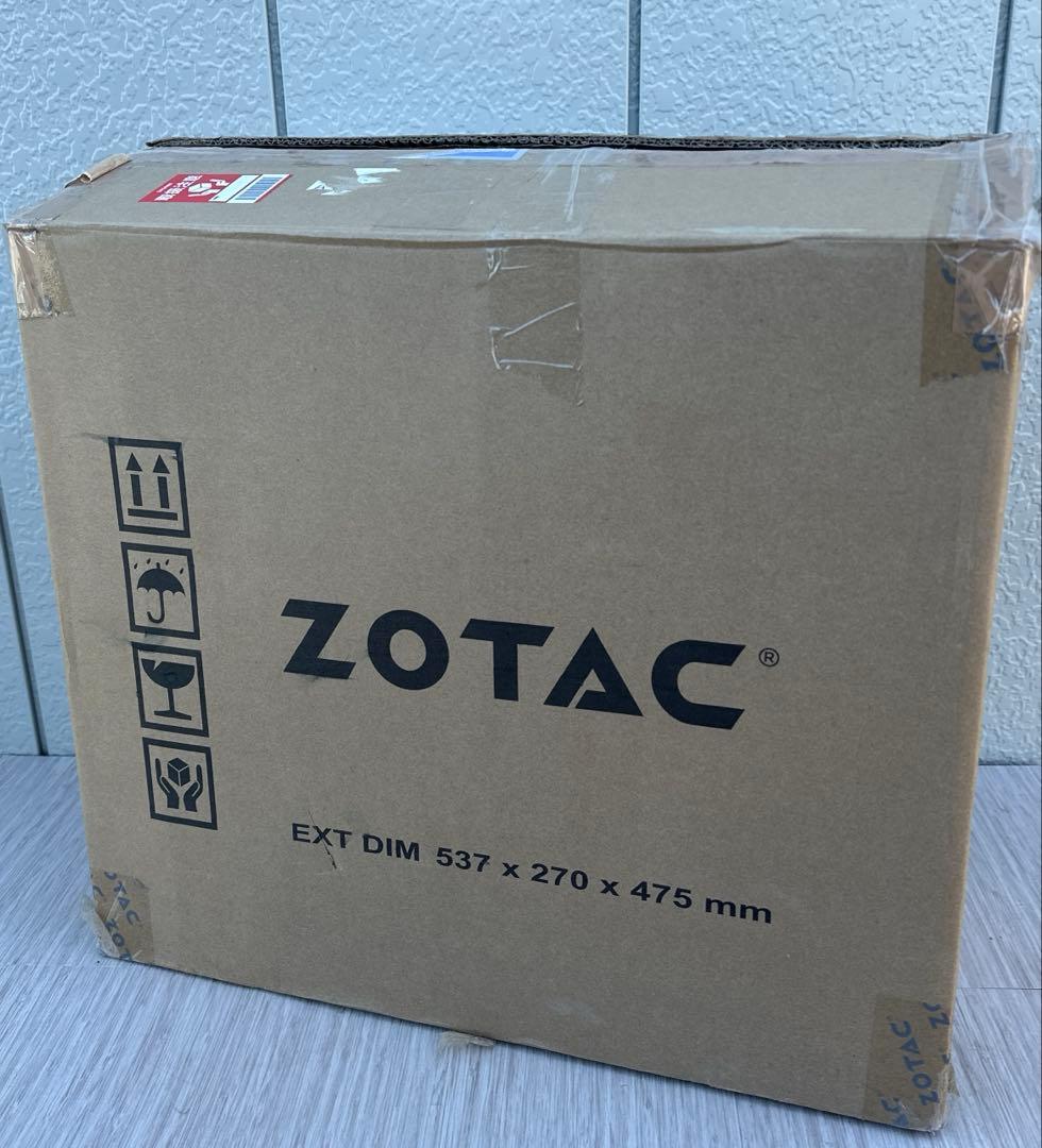 新品未使用　ZOTAC VR GO 4.0 A4500