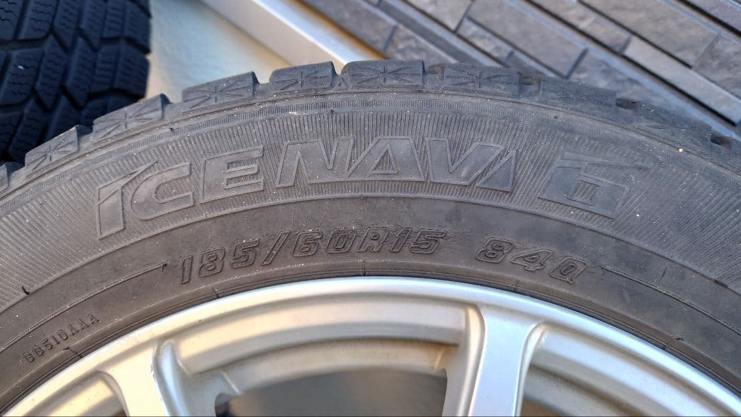 シエンタ　185/60R15スタッドレスセット