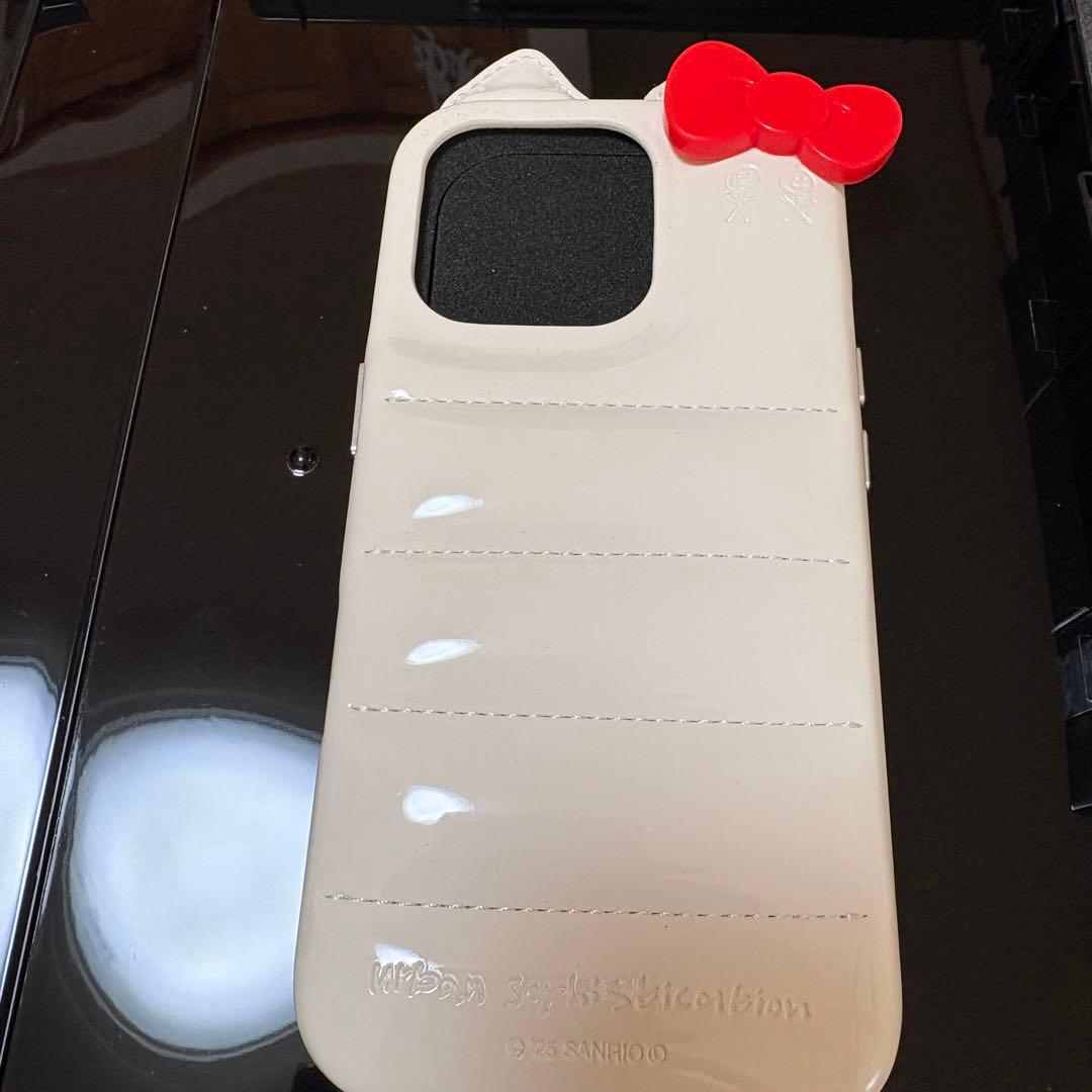 UrbanSophisticationハローキティiPhone16pro