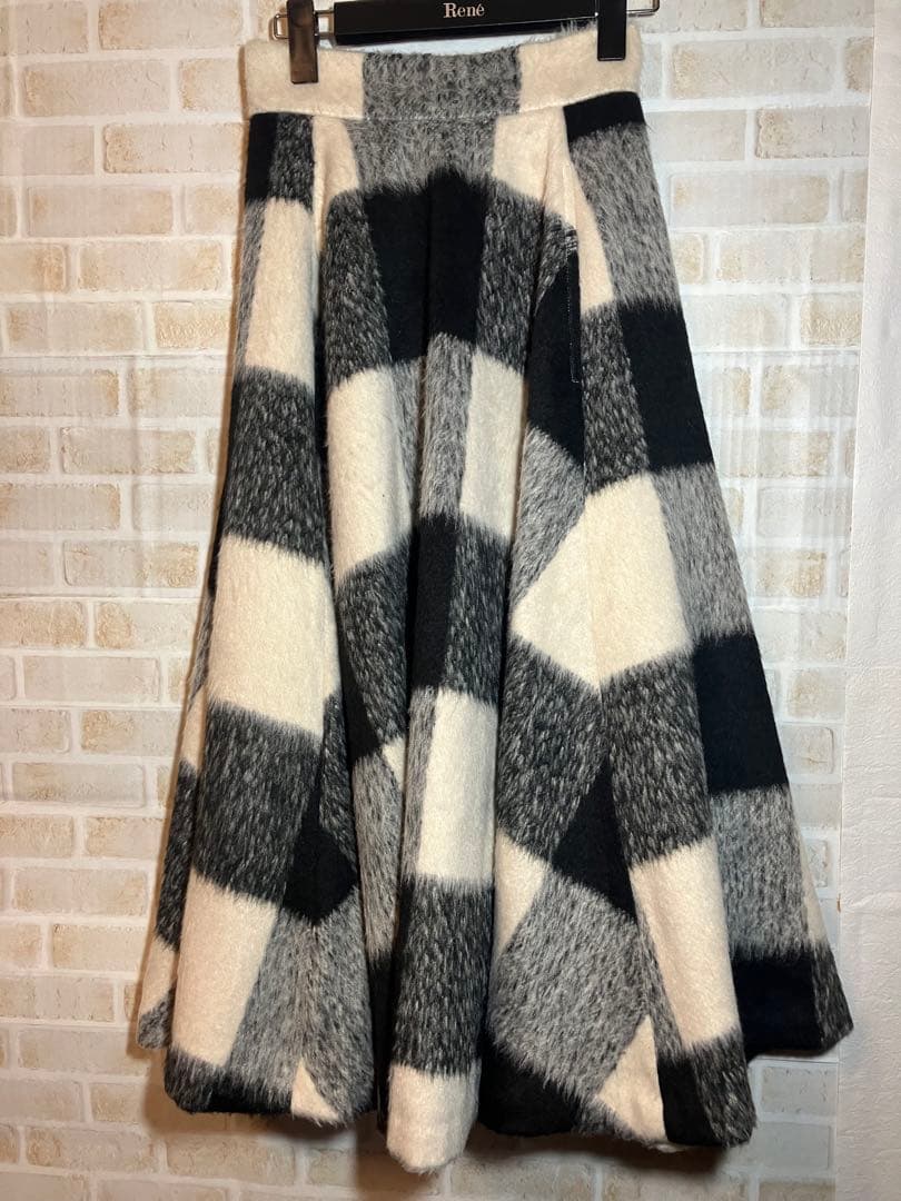 《美品》ELFRANK ブロックチェック 起毛ロングフレアスカート Mサイズ