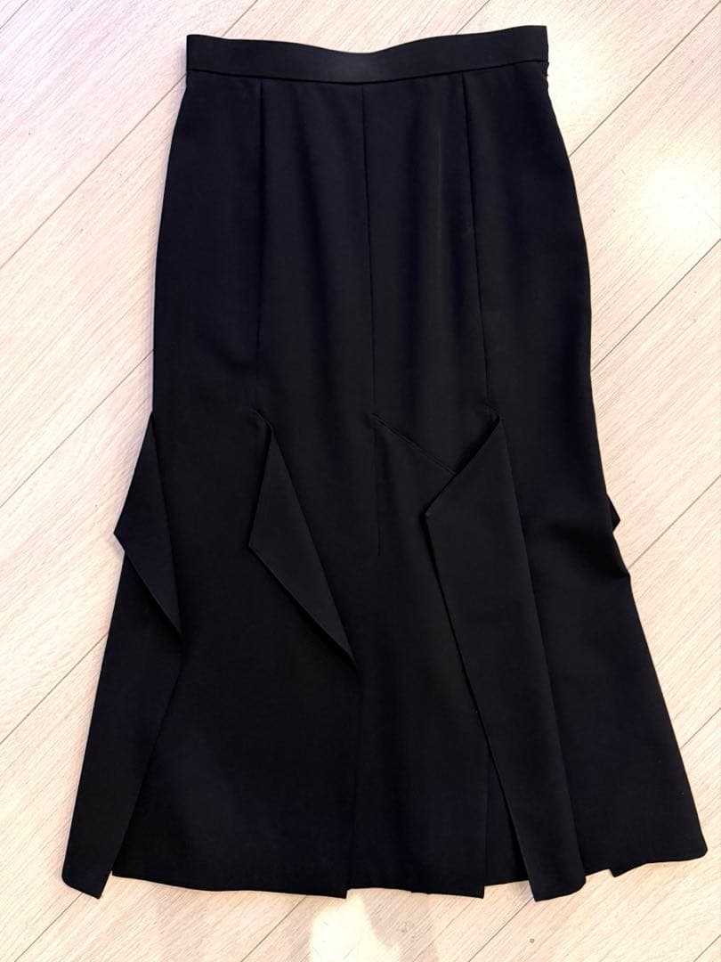 AKIRANAKA アシンメトリーフレアスカート ブラック size 1 美品