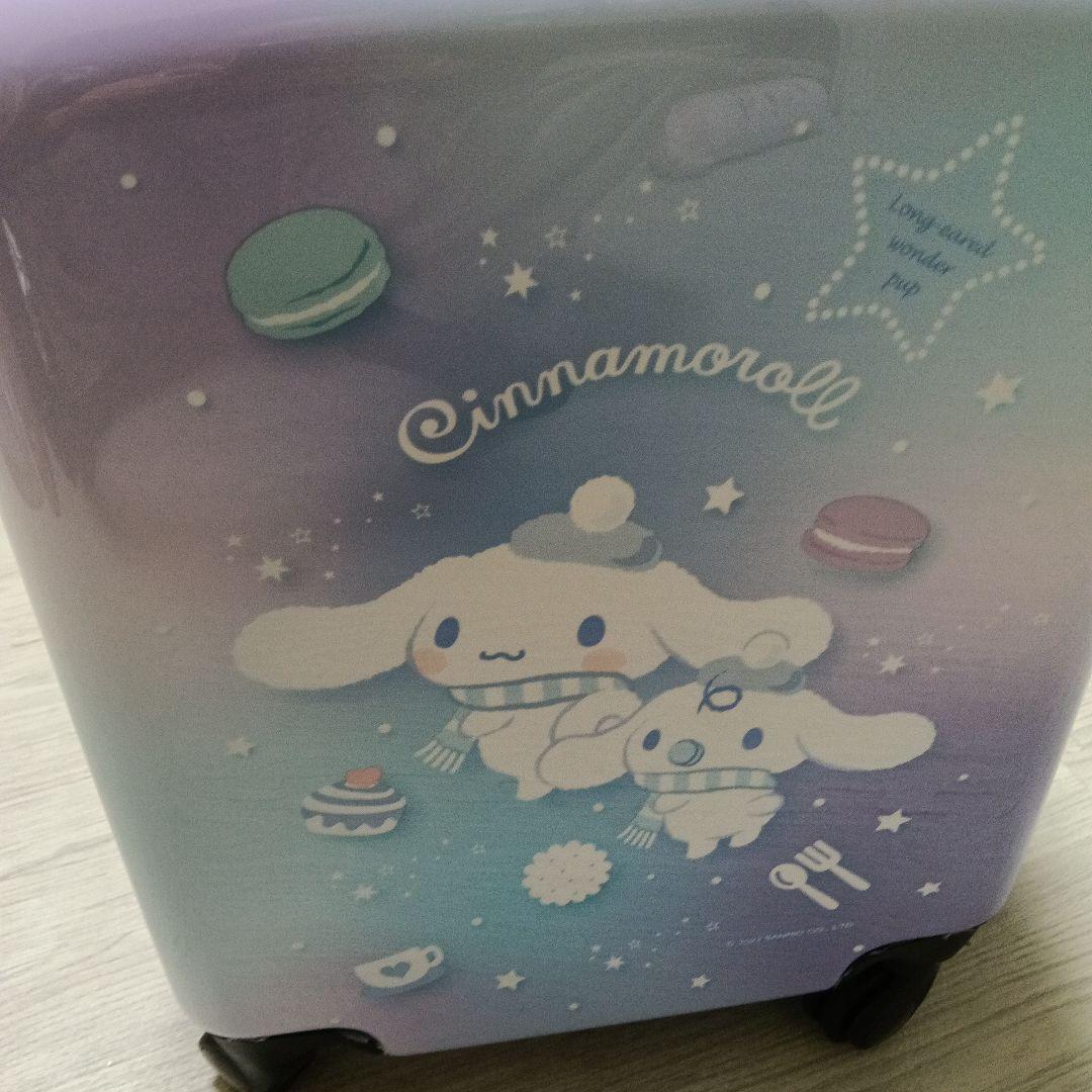 【美品】シナモンロール　スーツケース　　キャリーケース　バック