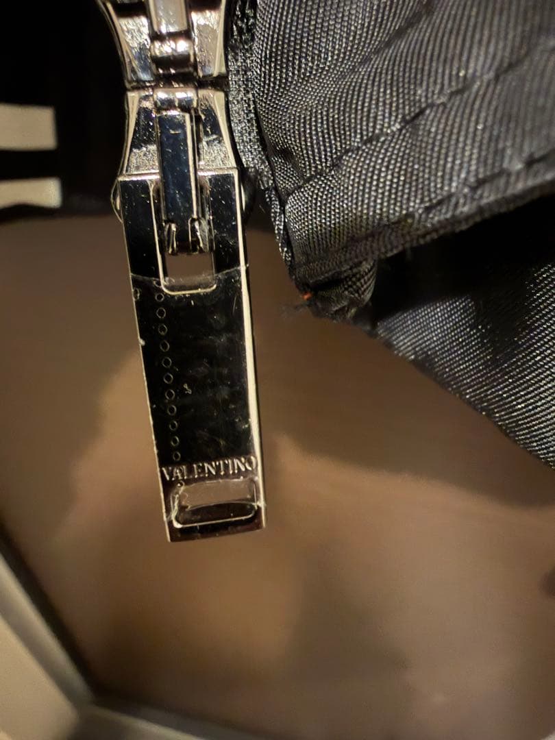 VALENTINO ブラック ブルゾン VLTN