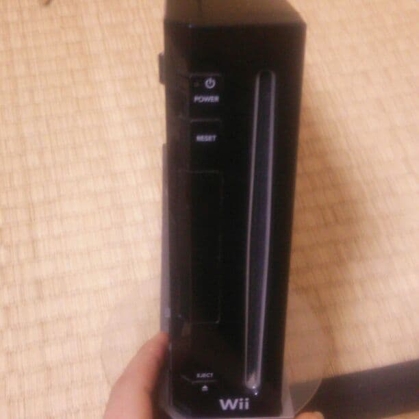 Wii本体＆リモコン＆ヌンチャク 全て黒