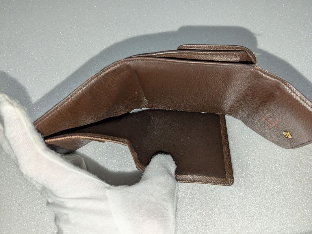 LOUIS VUITTON ダミエ 三つ折り財布 専用です。