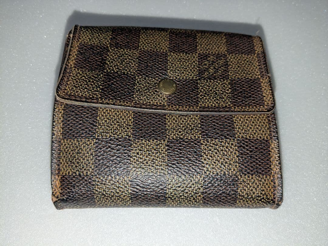 LOUIS VUITTON ダミエ 三つ折り財布 専用です。