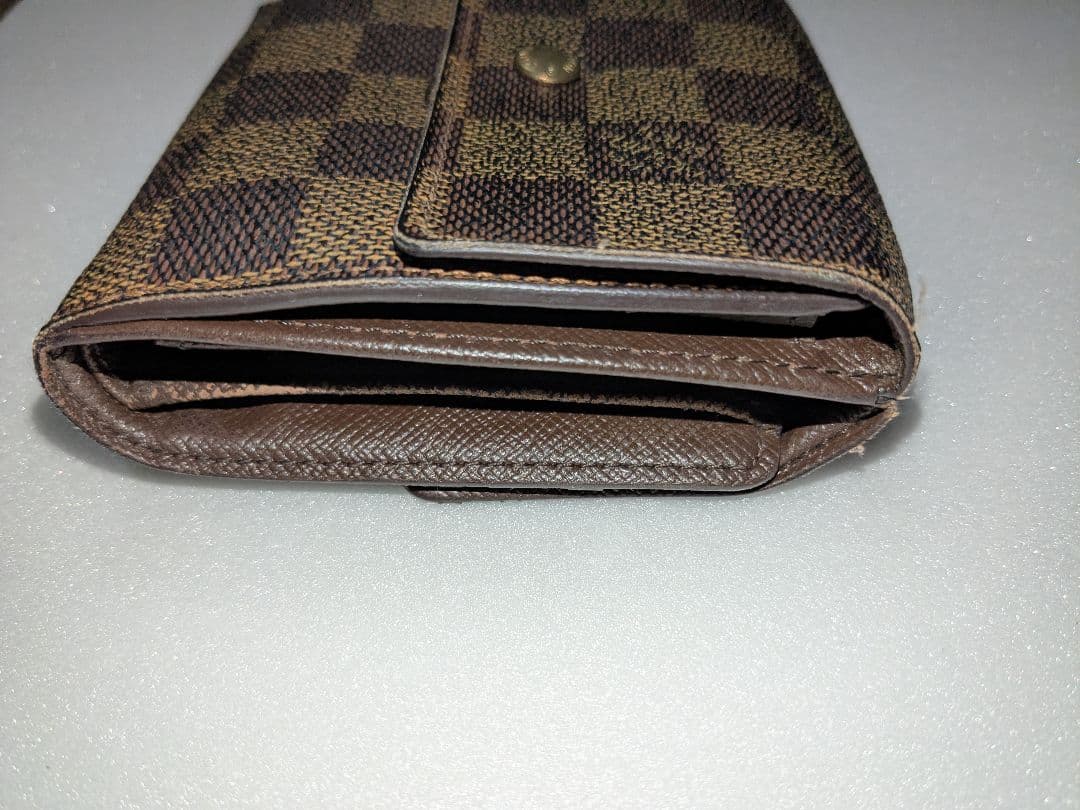 LOUIS VUITTON ダミエ 三つ折り財布 専用です。