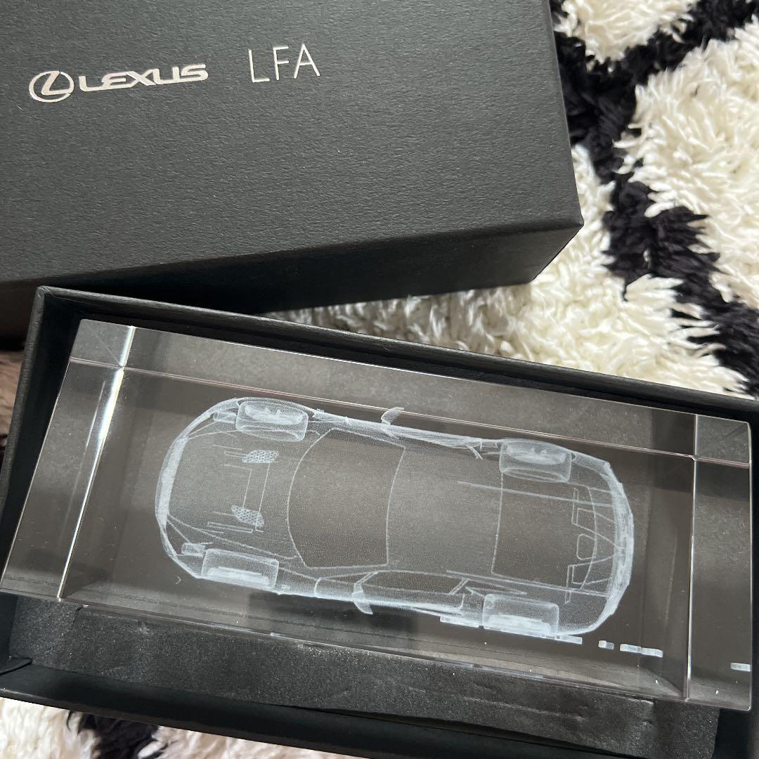 レクサスlfa クリスタルガラス